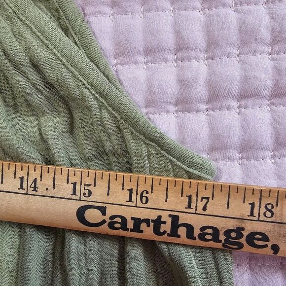 EUC OLD NAVY OLIVE SPAGHETTI STRAP SWING STYLE GAUZY TANK TOP SIZE SMALL - Picture 10 of 11